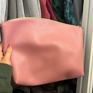 makeup/travel toiletry or cosmetic bag